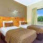 Guest room with single bed(s)