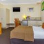 Guest room with three beds