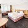 Spacious guest room