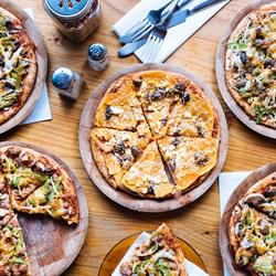 Nostralis Wholemeal Vegetarian Pizza
