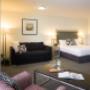 This elegant accommodation is comprised of a king size bed with crisp linens and a pillow top mattress, as well as a convenient sofa bed for an additional two adults. Our H Spa rooms also feature a luxurious spa bath and garden or city views.