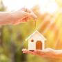 Mortgage broker