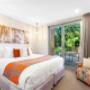 Spacious guest room