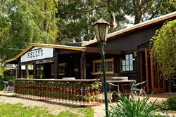 Kelly's Bar & Kitchen