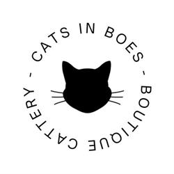Cats In Boes
