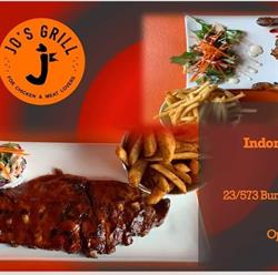 Jo's Grill