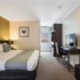 Spacious guest room