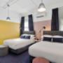 Guest room with double bed(s)