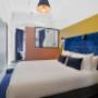Guest room with queen bed(s)