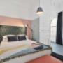 Guest room with queen bed(s)
