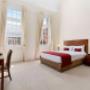 Well-equipped guest room