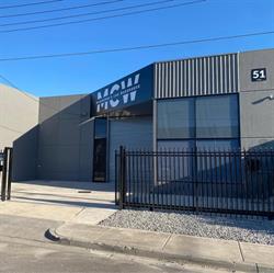 MELBOURNE'S CAR WAREHOUSE
