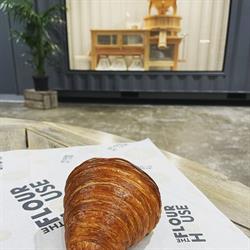 THE FLOUR HOUSE