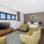 Guest room with sitting area