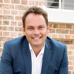 Dr Lachlan Cornford - Orthopaedic Hip and Knee Surgeon