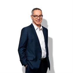 Loan Market One Network Broking - Marty Smith