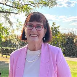 Victoria Smith-Webb - Mudgee Celebrant Services