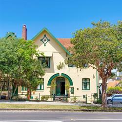 Neutral Bay Lodge