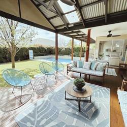 ACE Echuca Holiday House - Pool Central Modern