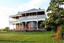 Skellatar House