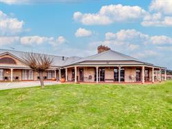 The Bowen Inn Motel & Surveyors Restaurant Lithgow