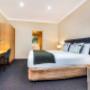 Spacious guest room