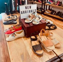 Happy Fit Footwear