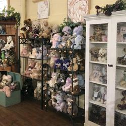 Jennifer Meek Giftware & Antiques