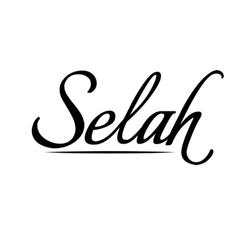 Selah Au