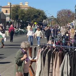 Moonta Shopping
