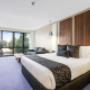 Guest room with sitting area