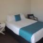 Guest room with queen bed(s)
