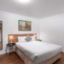 Guest room with queen bed(s)