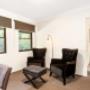 One-bedroom suite