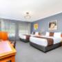 Spacious room with queen beds