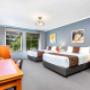 Spacious room with queen beds