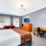 Guest room with sitting area