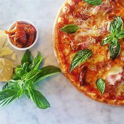 Heaven Woodfire Pizza