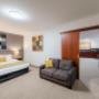 Executive Suite - Bed
