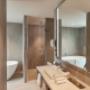 DoubleTree by Hilton Perth Waterfront - king delux room