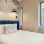 Street View Queen Room
