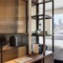 City View Queen Workspace
