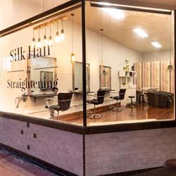 Silk Hair & Straightening