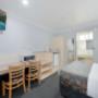 1 QBED,N SMK,DLX,SMART TV,FR WIFI,AIRCON,MINIBAR