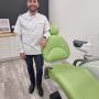 Denture Clinic specialising in full dentures, partial dentures, repairs, relines, mouthguards.