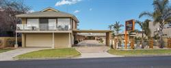 Hybiscus Waterfront Apartments