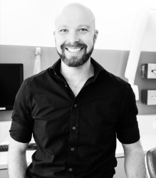 Dr. Chris Wooldridge