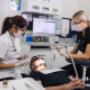 Cosmetic dentist