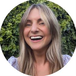 Janel Gibson - Arts Therapist
