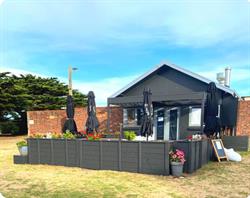 Salty Breeze Licenced Cafe